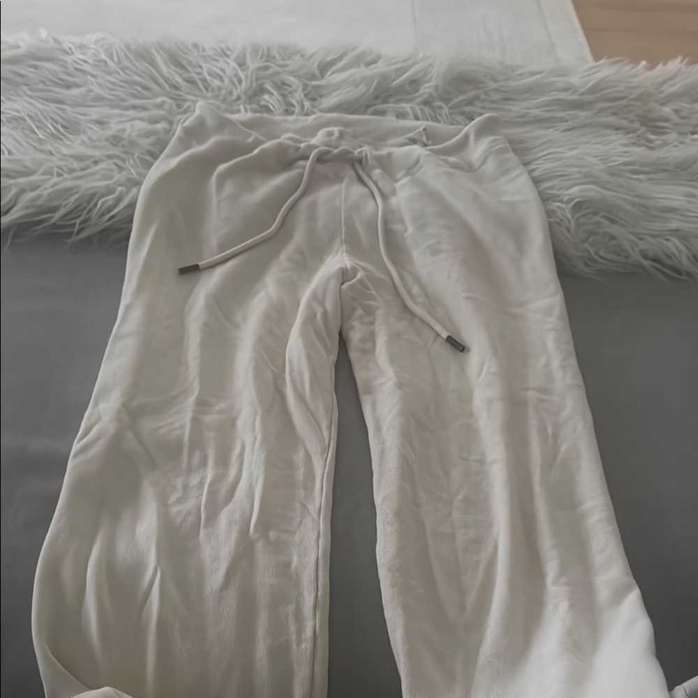 THE GREAT. Cream sweat Pants